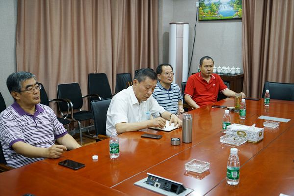 区政协主席张昭森到完美体育官网登录_完美online（中国）
集团调研